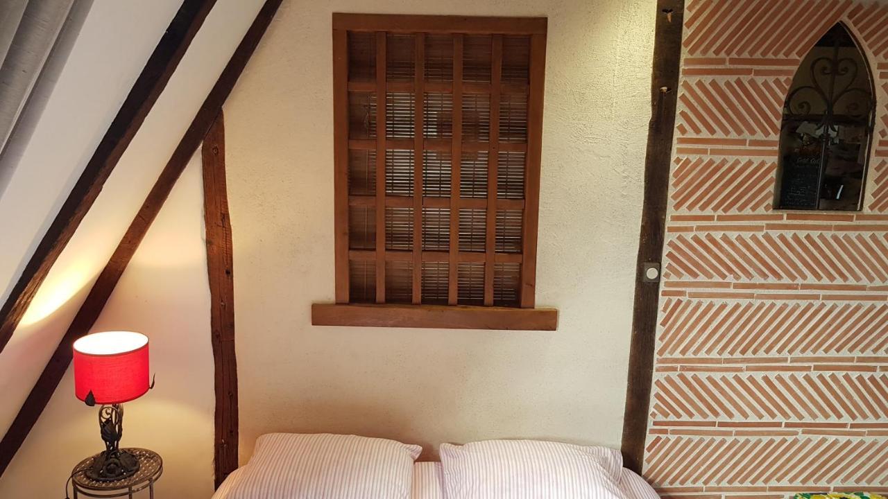Le Petit Logis De Tinténiac Angers Buitenkant foto